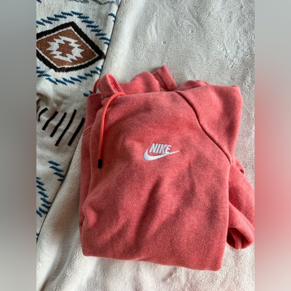 Nike Women’s Fleece Pullover Hoodie